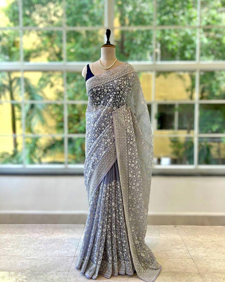 "Noor Velvet Elegance - Hand-Embroidered Net Saree"